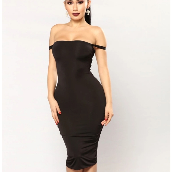 Fashion nova black framed lace up dress
